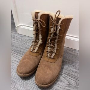 UGG lace up boots - chestnut